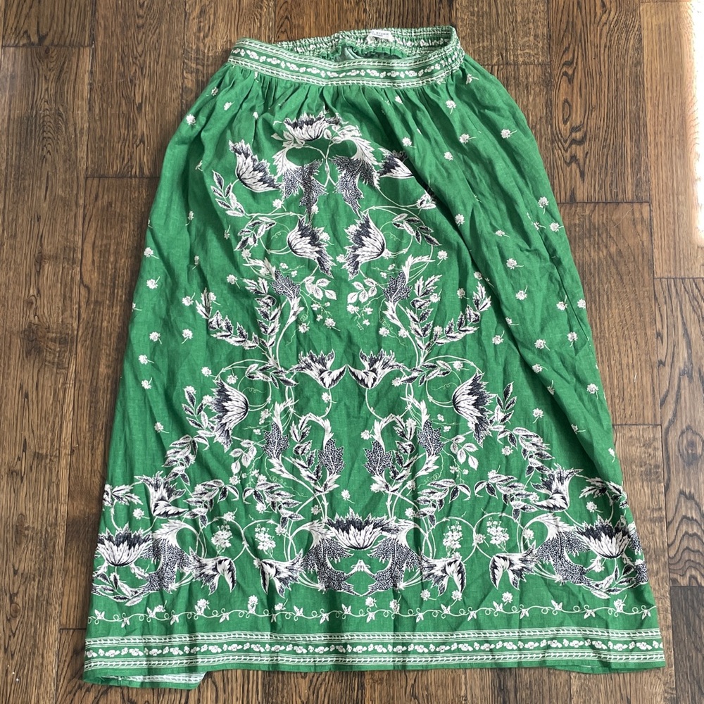 Max Studio Emerald and Cream Patterned Maxi Skirt